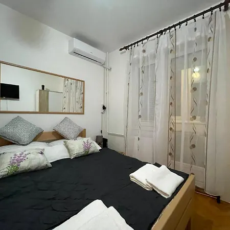 Mirkovic Apartment